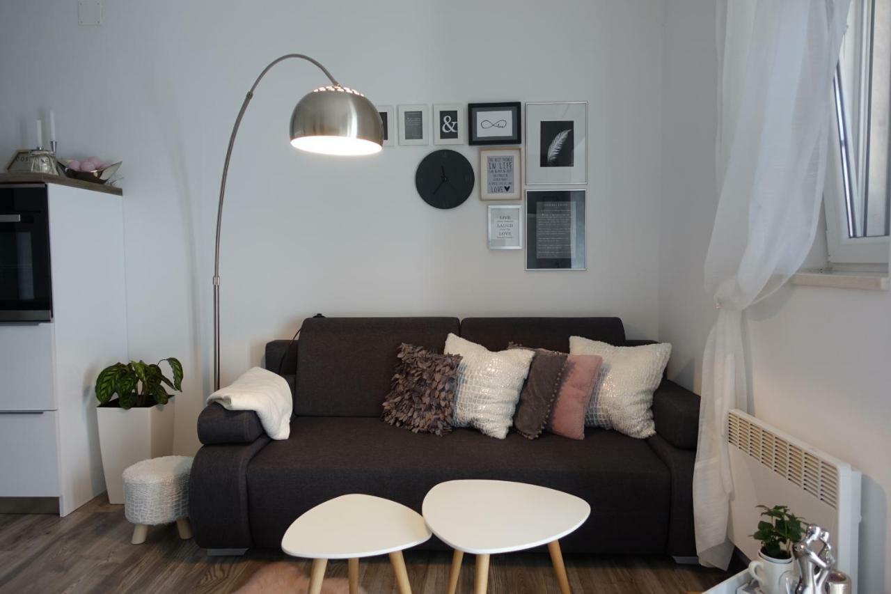 Apartman Maja Bol Bagian luar foto