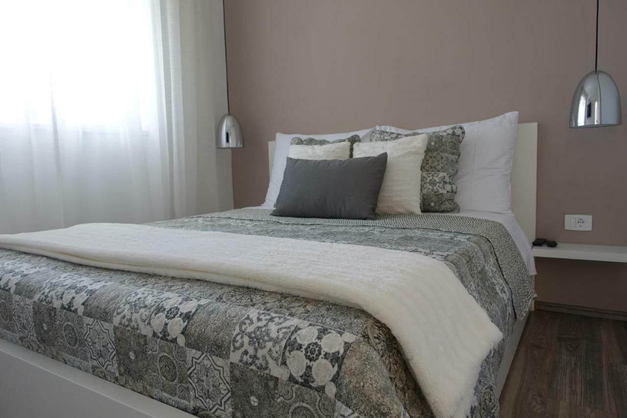 Apartman Maja Bol Bagian luar foto